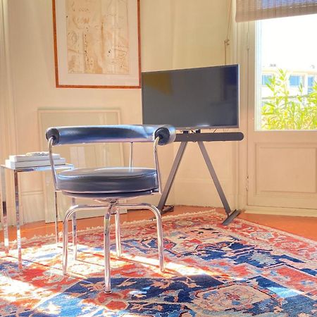 Le Saint Apolline - Sete, Appartement Haussmanien Exteriör bild